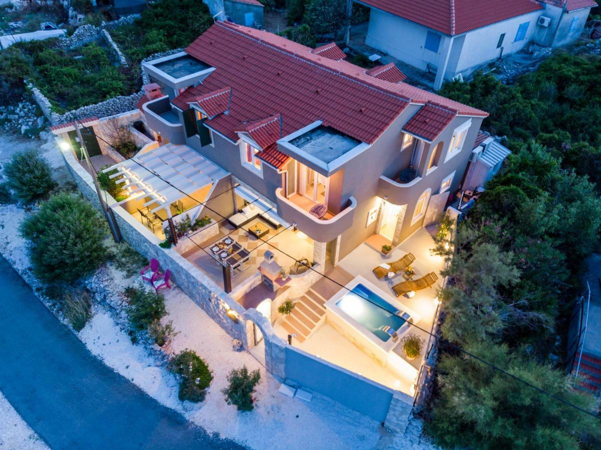 Villa Insula Ventum Trogir Exterior foto